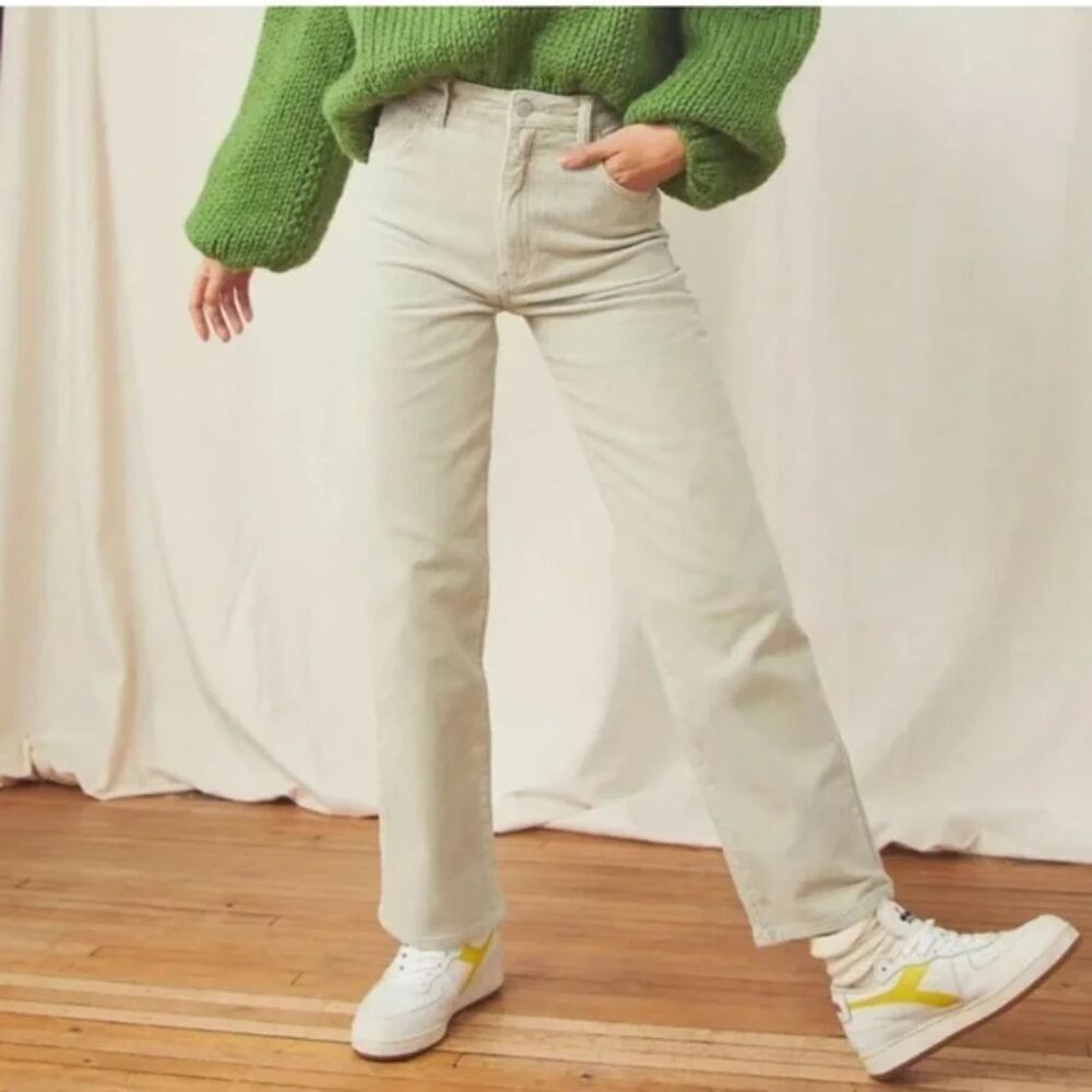 ROLLA'S Women's Light Sage Green Corduroy High Rise Straight Leg Jeans Pants 28 - Picture 1 of 8